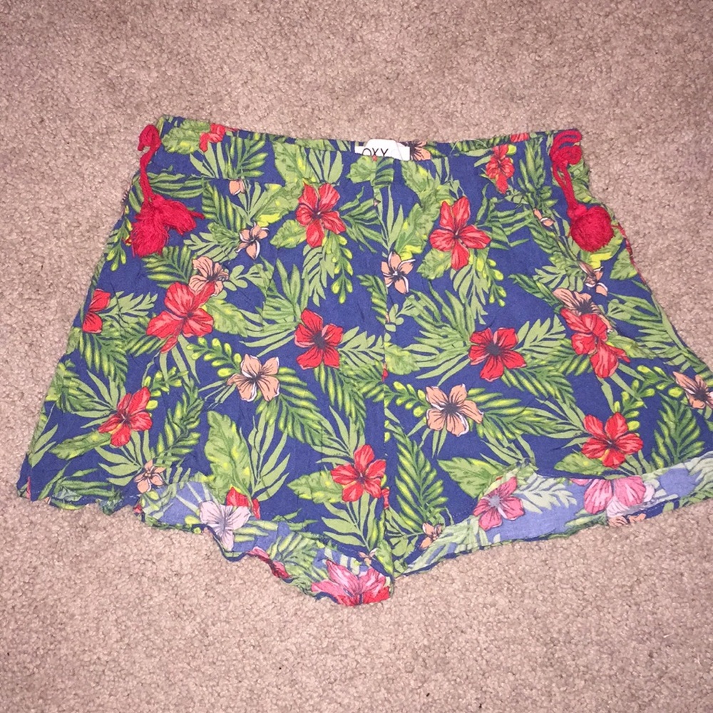 Girls roxy shorts. Size 12 kids.